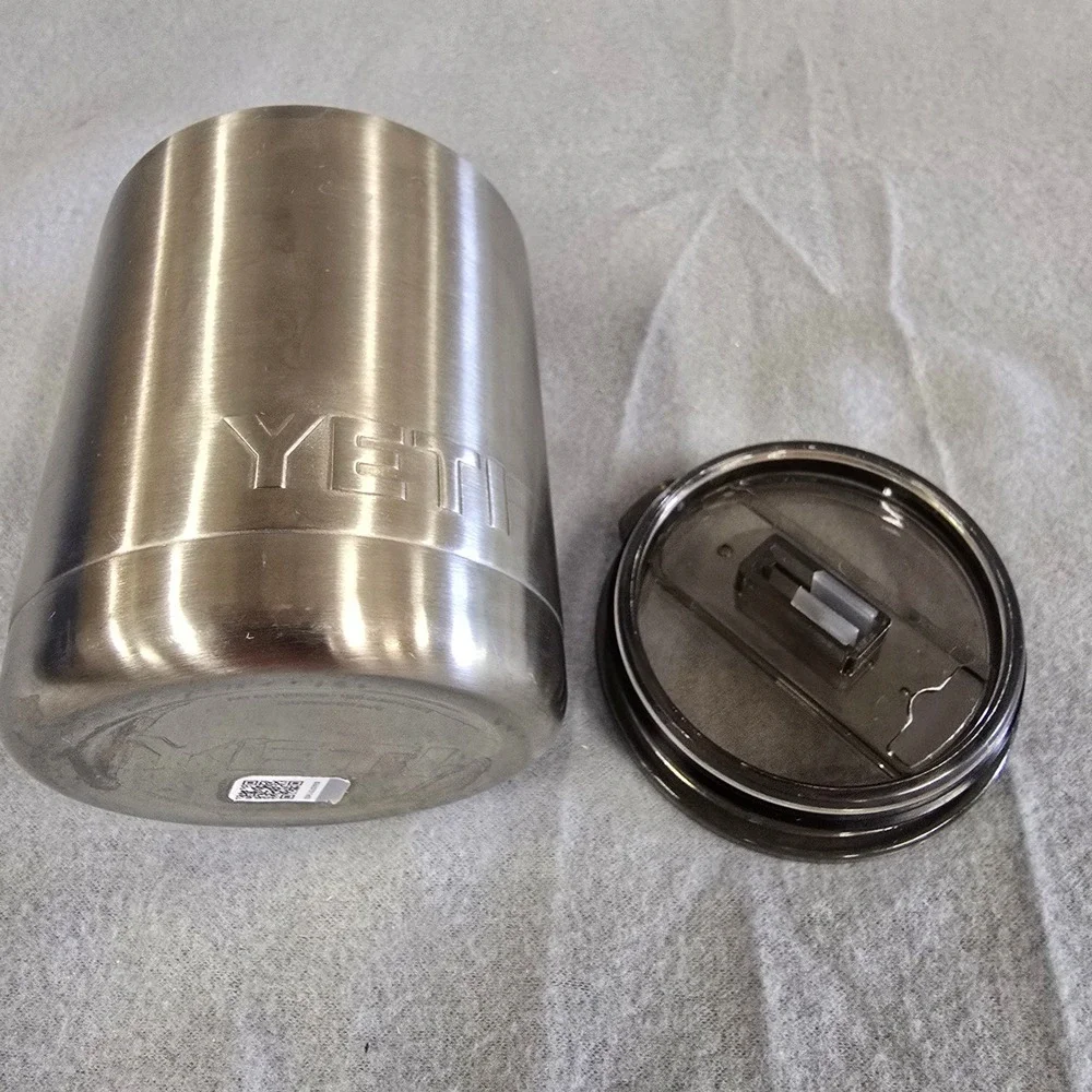 YETI Rambler 10 oz‎ Lowball Tumbler Stainless Steel with MagSlider Lid Silver
